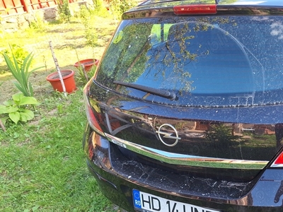 vand urgent opel astra h