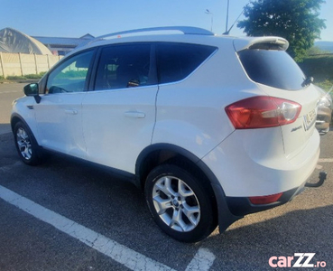 Automobil FORD KUGA