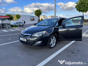 Opel astra J - 2012