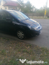 Opel Zafira an 2011