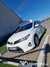 Toyota auris hybrid gpl