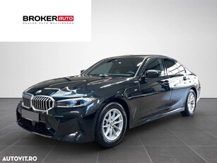 BMW Seria 3 320i AT