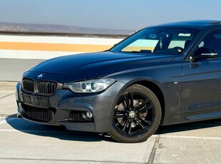 BMW Seria 3 328i xDrive AT