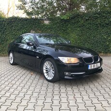 De Vanzare BMW 320i Coupe (E92)