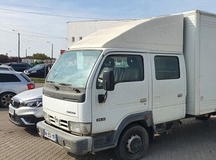 dubla cabina an 2005 mot 3l. tdi.120 cp (motorul de iveco) punte dubla pe spate +3 foi de arc