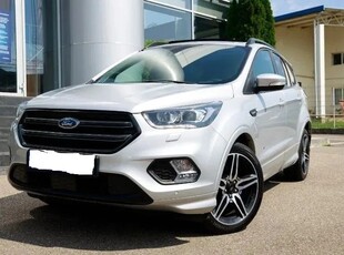 Ford Kuga 2.0 TDCi 4WD Powershift ST-Line