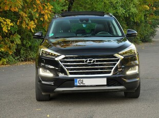 Hyundai Tucson 2.0 CRDI 4WD 8AT Luxury