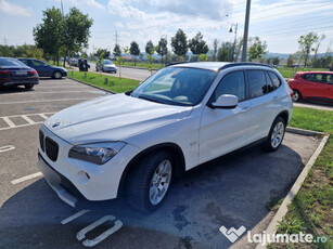 Mașină BMW model X1