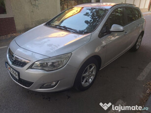 Opel astra j 2012