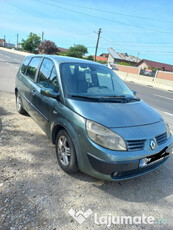 Renault grand scenic 2 masina