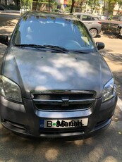 Vând Chevrolet Aveo