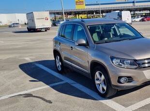 Vand VW Tiguan 2012, 2.0 TDI 4 Motion Track & Style cutie de viteze manuala