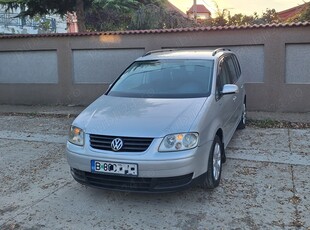 Vănd Vw Touran 1.9 TDI