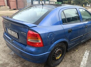 Vând Opel Astra g