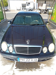 De vînzare Mercedes Benz clk 200 compresor