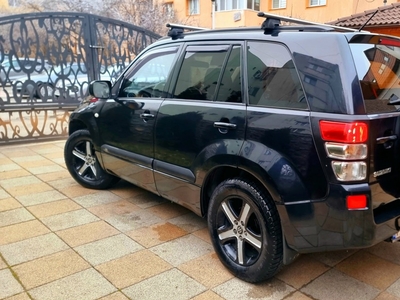 Suzuki Grand Vitara 2.0i +GPL OMOLOGAT 140cp 4x4 unic proprietar ofer fiscal taxe la zi