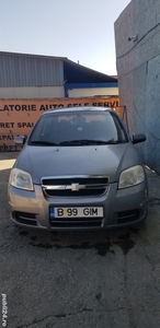 Vând Chevrolet Aveo