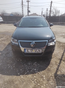 Vând Schimb Passat b6