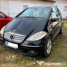 Autoturism Mercedes-Benz, Clasa A 200