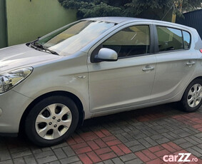 Hyundai i 20 primul proprietar