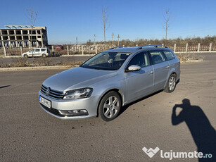 Liciteaza-Volkswagen Passat Variant 2013