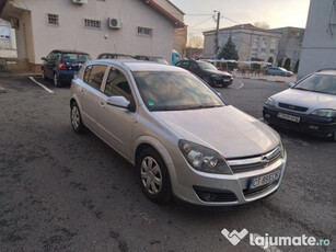 Opel astra h an 2007 motor 1.4 benzina stare perfecta