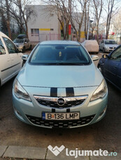 Opel Astra J 2010