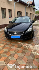 Volvo V40/ 1.6 Diesel/2014