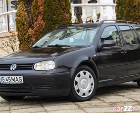 VW Golf 4 1.6i an 2004 impecabil