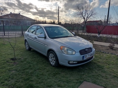 Hyundai Accent 1.4 benzina +GPL, an fabricatie 2007 Insuratei