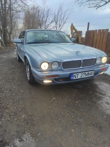 Jaguar xj6 x300 3.2 benzina Adjudeni