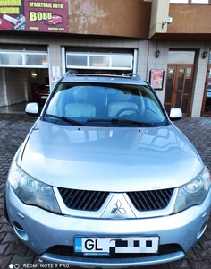 Vând urgent Mitsubishi Outlander 2 Galati