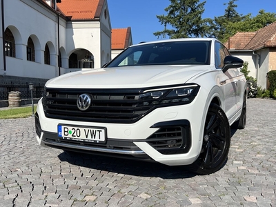 Volkswagen Touareg R Line Corund