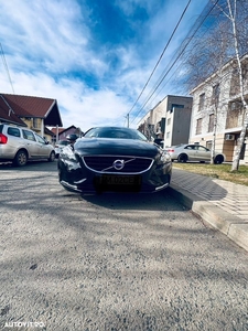 Volvo V40 D2