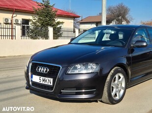 Audi A3 Sportback 1.6 TDI S-tronic Attraction