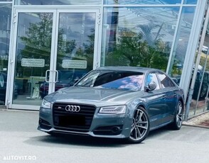 Audi S8