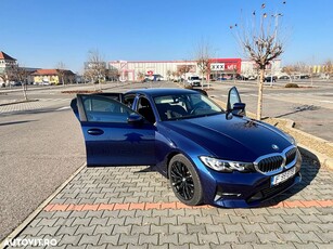 BMW Seria 3 320i AT