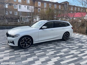 BMW Seria 3 320i Touring Aut. M Sport