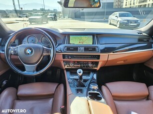 BMW Seria 5 518d Touring