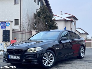 BMW Seria 5 525d xDrive AT