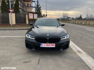 BMW Seria 5 530d xDrive AT MHEV