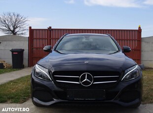 Mercedes-Benz C 200 d T 9G-TRONIC