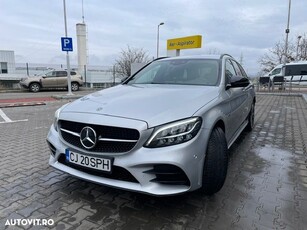 Mercedes-Benz C 300 e 9G-TRONIC AMG Line