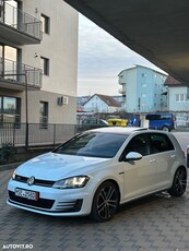 Volkswagen Golf 2.0 TDI DSG GTD