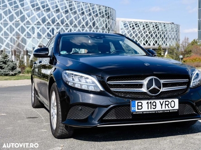 Mercedes-Benz C 200 d T 9G-TRONIC