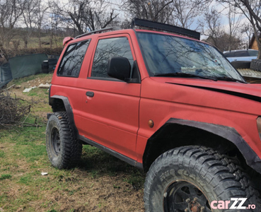 Mitsubishi Pajero mk2 model scurt