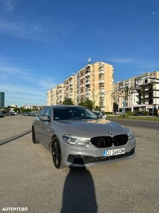 BMW Seria 5 530d xDrive AT