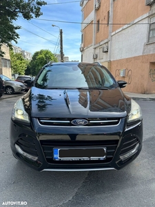 Ford Kuga 2.0 TDCi Powershift 4WD Titanium