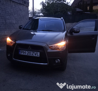 Mitsubishi asx model full 4x4