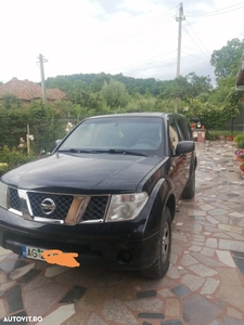 Nissan Pathfinder 2.5 dCi LE